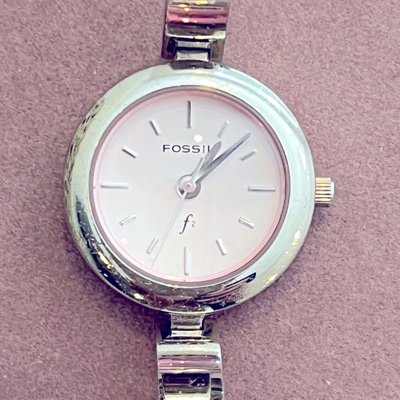 Watch - Picture 3 of 4